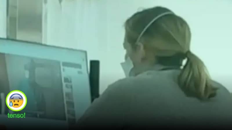 Médicos assistem tutorial no You Tube antes de realizar cirurgia