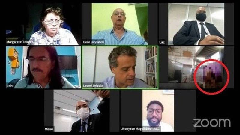 Imagens do casal transando durante a reunião da câmara do Rio de janeiro