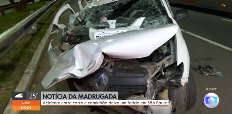 Imagem do carro em que estava Rodrigo Mussi quando aconteceu o acidente